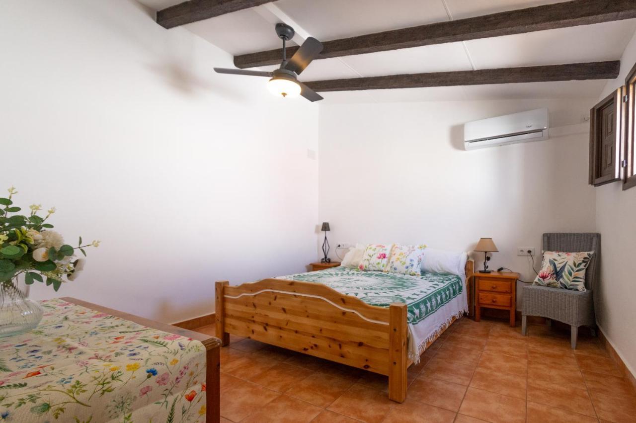 Casa Torres - Traditional Village Experience Canovas Экстерьер фото